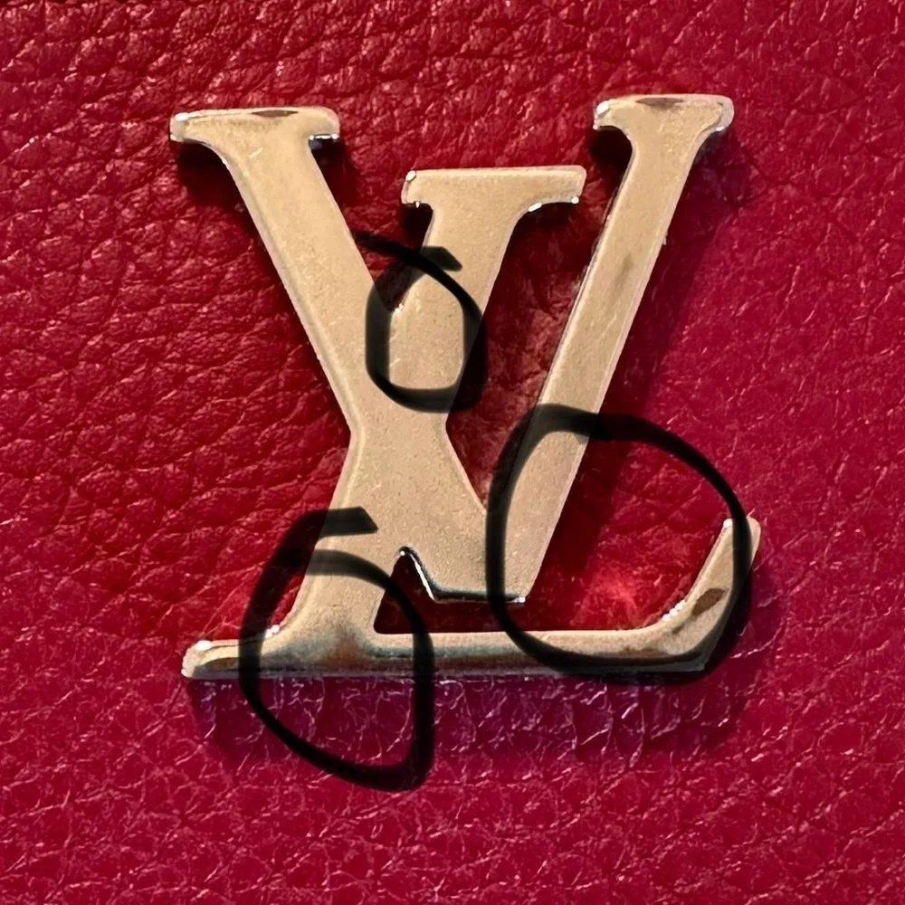 Louis Vuitton Lockme Zippy Wallet Soft Calf Leather 2018 UB4108 Red&Cream COA